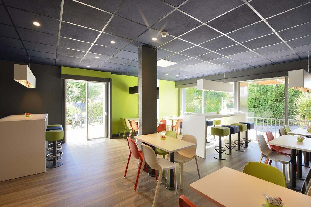 Ibis Budget Pau Lescar Exterior photo